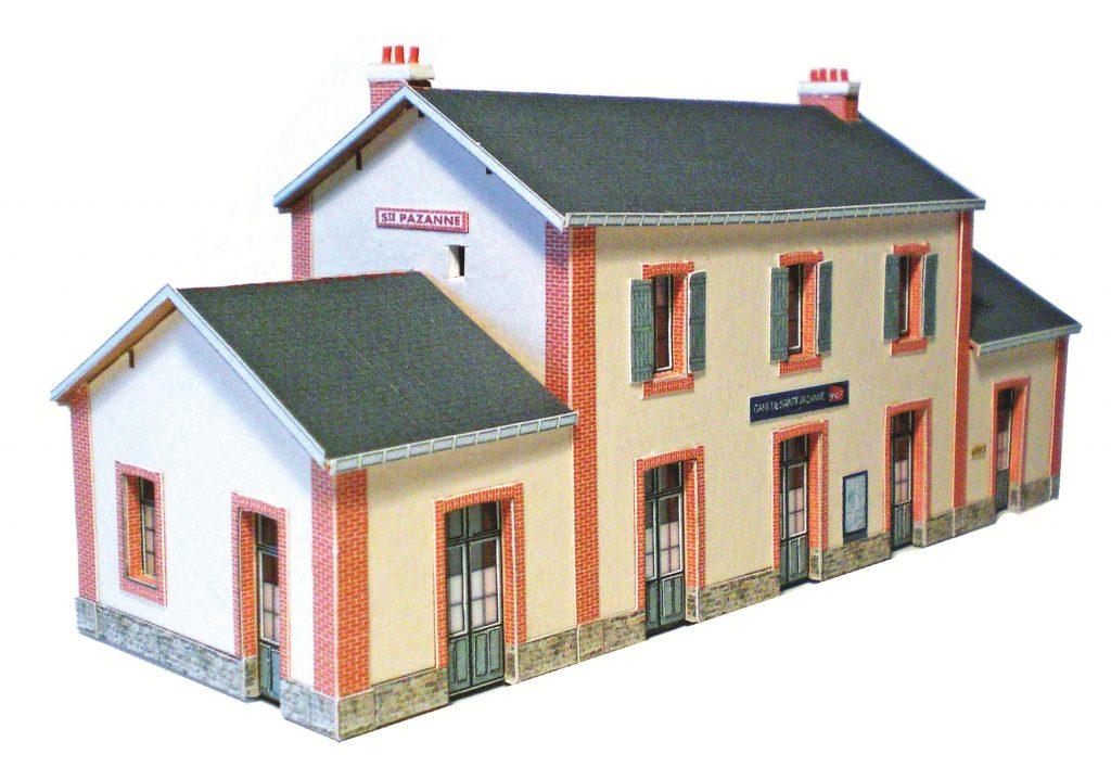 1-La gare de Sainte Pazanne en N. Une réalisation à la portée de tous avec nos planches décorées