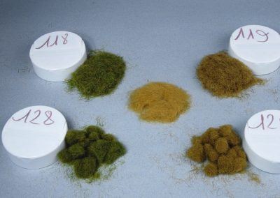 Les flocages choisis avec, au centre, le 117. Notez l'effet de boule de poils des fibres de 4 mm.